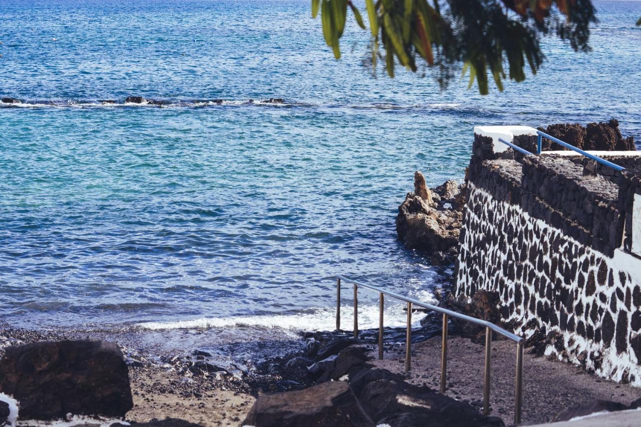 Blue Coast Apartment Punta Mujeres Exterior photo