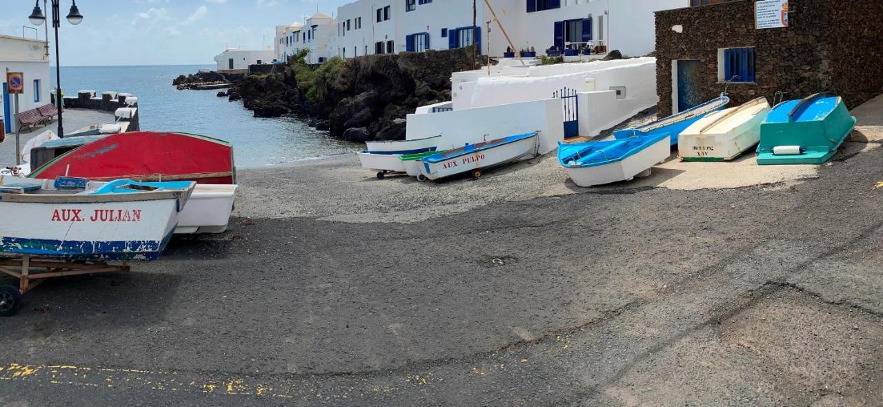 Blue Coast Apartment Punta Mujeres Exterior photo